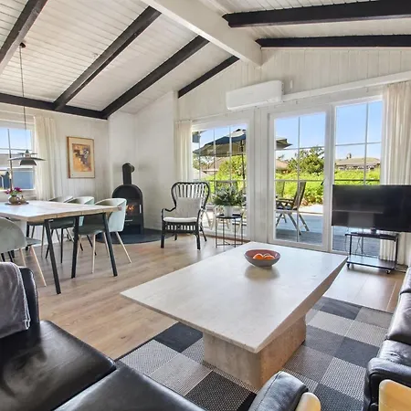 Kalf - 400m From The Sea By Interhome Holiday home Lakolk