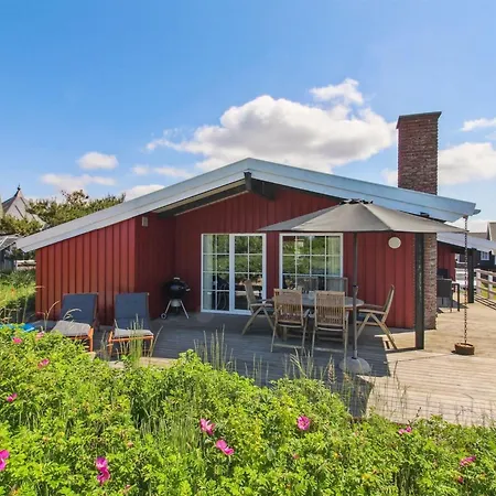 Kalf - 400m From The Sea By Interhome Feriehus *