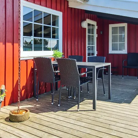 Kalf - 400m From The Sea By Interhome